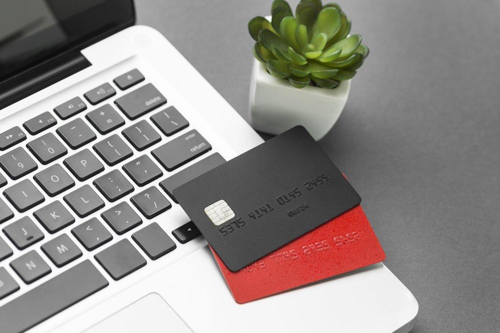 Lytus Technologies